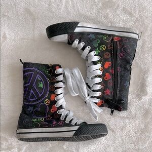 8/$20 Children’s Place Black and Purple High-Top Sneakers Size 12